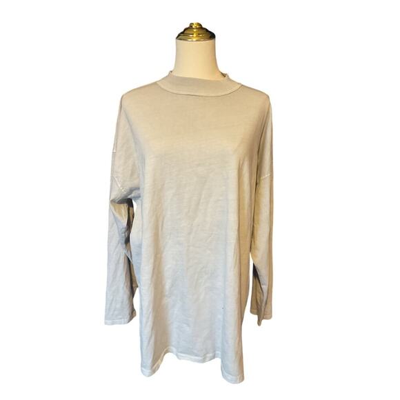 Free People Women’s Mock Neck Long Sleeve Tee. Grey. Size Medium. - Picture 1 of 11
